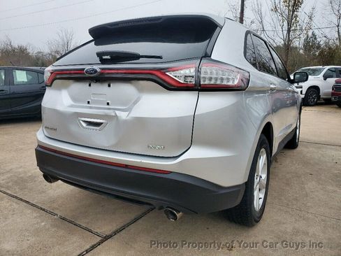 Used 2015 Ford Edge SE image 10