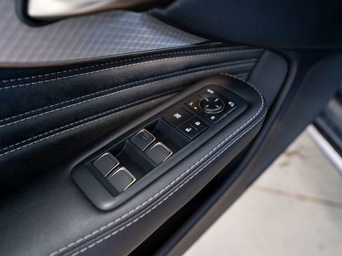 Used 2018 Lexus LS 500 F Sport w/ Accessory Package (Z2) RWD image 32