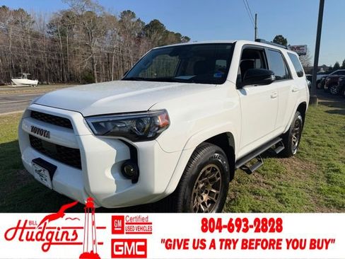Used 2023 Toyota 4Runner 40th Anniversary SE image 1