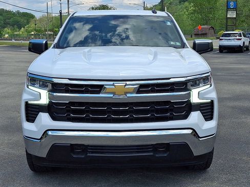 Used 2024 Chevrolet Silverado 1500 LT AWD/4WD image 2