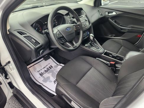 Used 2016 Ford Focus SE image 15
