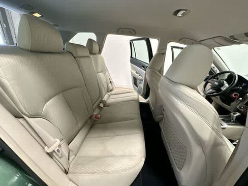 Used 2010 Subaru Outback 2.5i AWD/4WD image 20