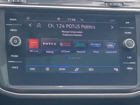 Certified 2023 Volkswagen Tiguan SE w/ Panoramic Sunroof Package image 5