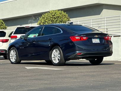 Used 2017 Chevrolet Malibu LT