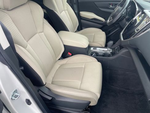 Used 2024 Subaru Ascent Premium w/ Convenience Package AWD/4WD image 11