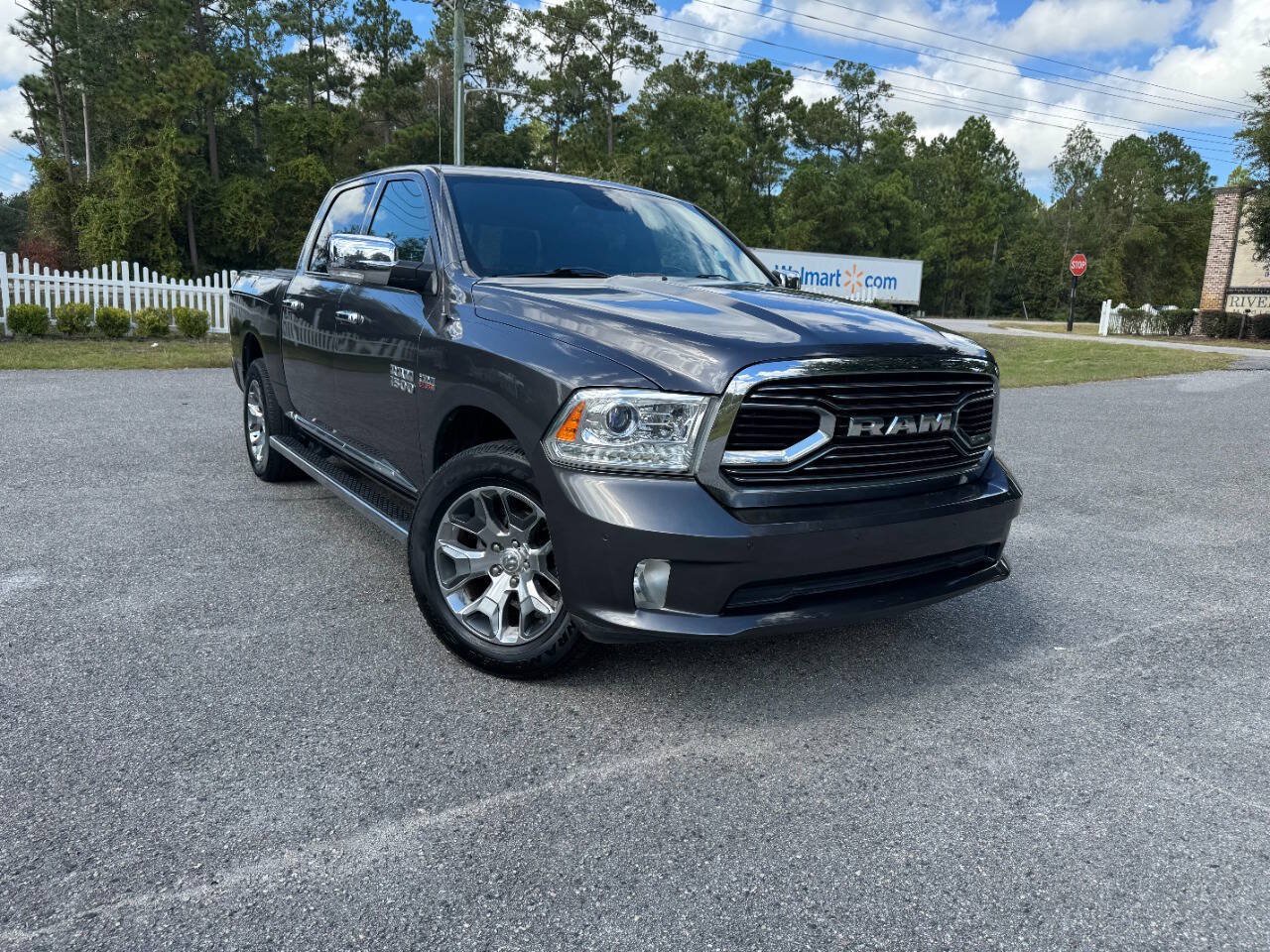 Used 2017 RAM 1500 Limited RWD image 41