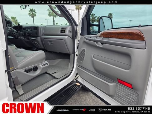 Used 2004 Ford F350 Lariat image 21