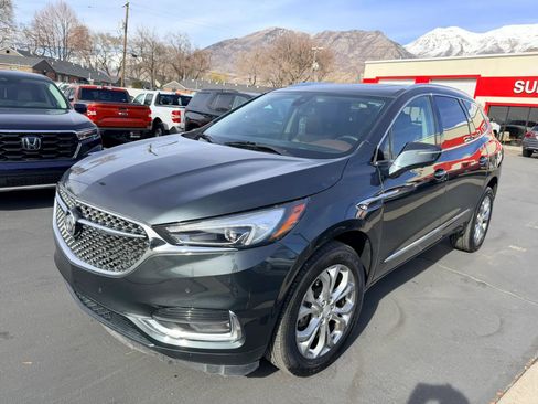 Used 2020 Buick Enclave Avenir w/ Avenir Technology Package AWD/4WD image 8