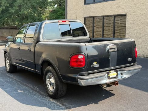 Used 2001 Ford F150 Lariat RWD image 8