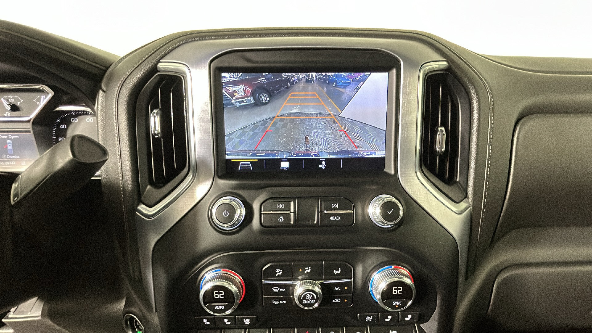Used 2019 GMC Sierra 1500 SLT w/ SLT Premium Plus Package AWD/4WD image 29