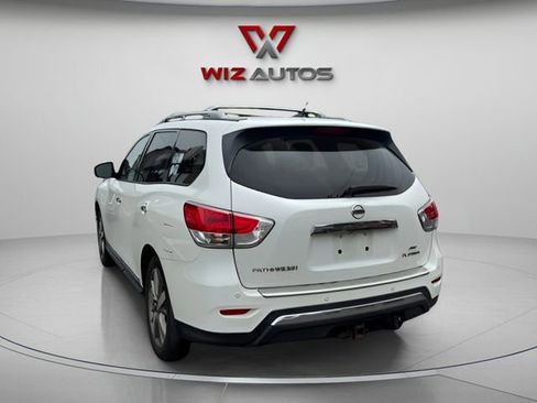 Used 2015 Nissan Pathfinder Platinum AWD/4WD image 3