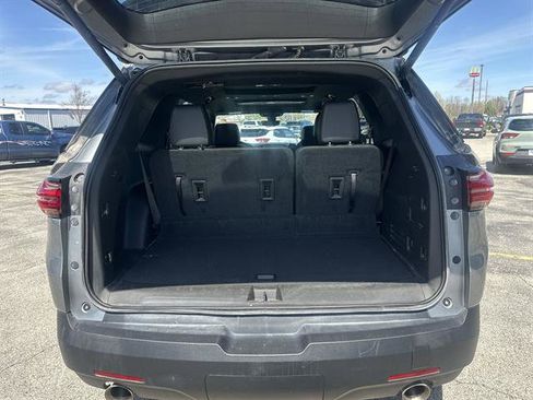 Used 2023 Chevrolet Traverse LT w/ LT Premium Package image 19