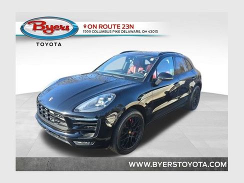 Used 2018 Porsche Macan GTS image 1