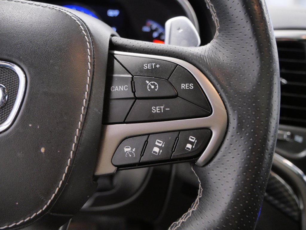 Used 2017 Jeep Grand Cherokee SRT AWD/4WD image 21