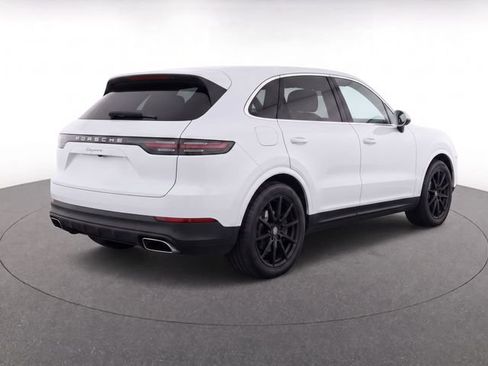 Used 2021 Porsche Cayenne AWD/4WD image 7