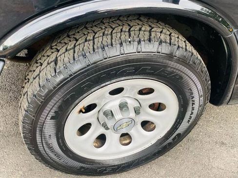 Used 2010 Chevrolet Express 1500 image 33