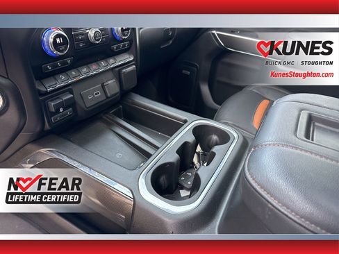 Used 2021 GMC Sierra 1500 AT4 w/ AT4 Preferred Package image 15