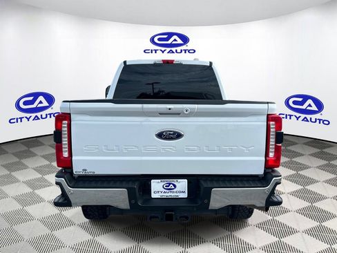 Used 2025 Ford F250 Lariat w/ FX4 Off-Road Package AWD/4WD image 5