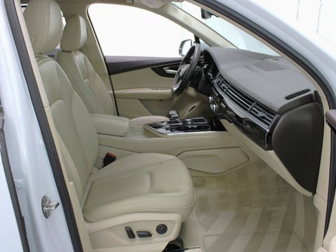 Used 2019 Audi Q7 3.0T Prestige w/ Prestige Package image 52