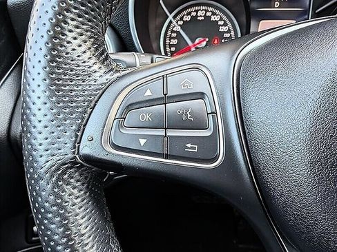 Used 2016 Mercedes-Benz C 300 4MATIC Sedan w/ Multimedia Package image 20