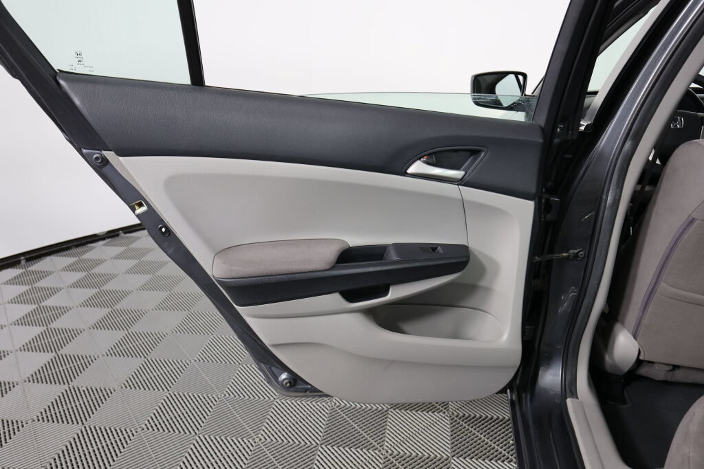 Used 2012 Honda Accord LX image 17