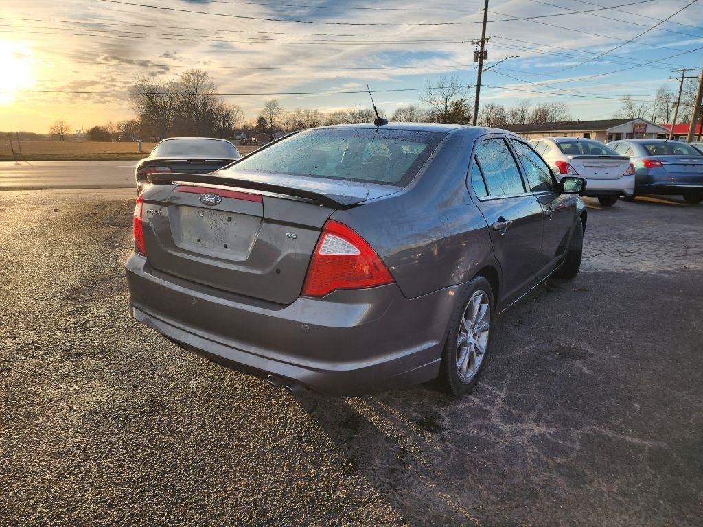 Used 2012 Ford Fusion SE FWD image 4