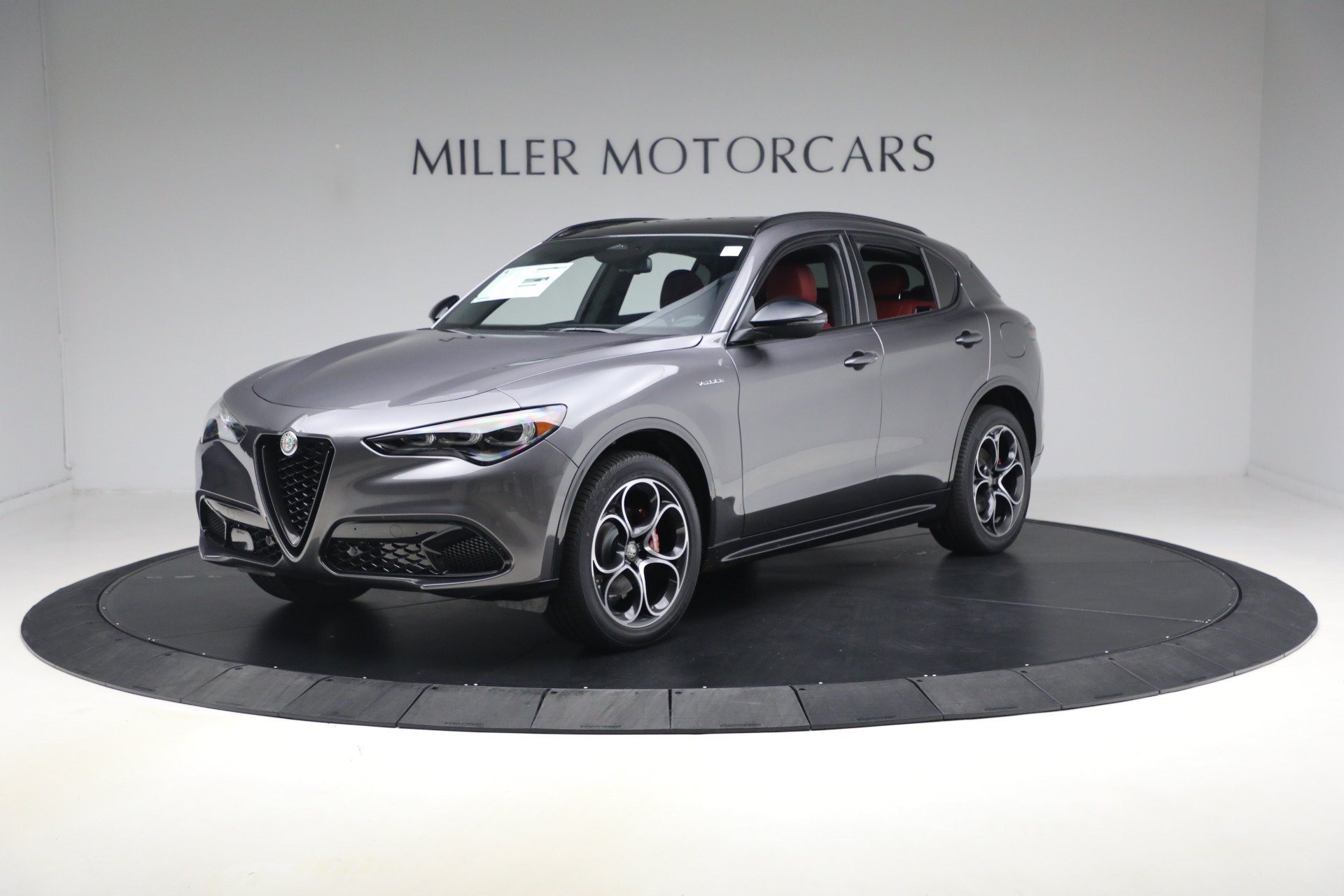 New 2026 Alfa Romeo Stelvio Sprint AWD/4WD image 1