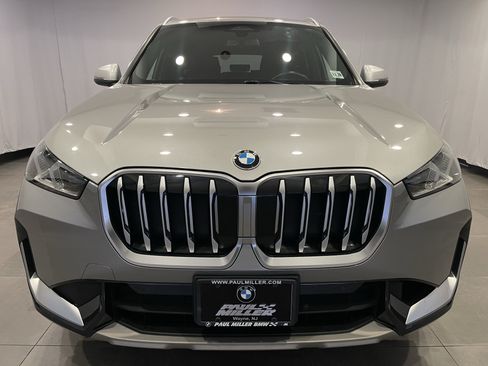 Used 2023 BMW X1 xDrive28i w/ Convenience Package AWD/4WD image 2