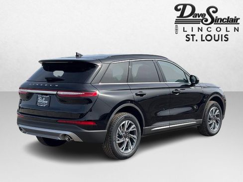 New 2026 Lincoln Corsair Premiere image 3