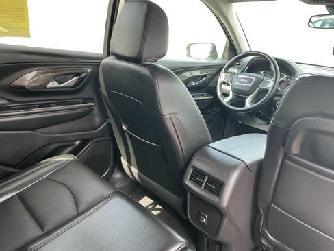 Used 2024 GMC Terrain SLT AWD/4WD image 19