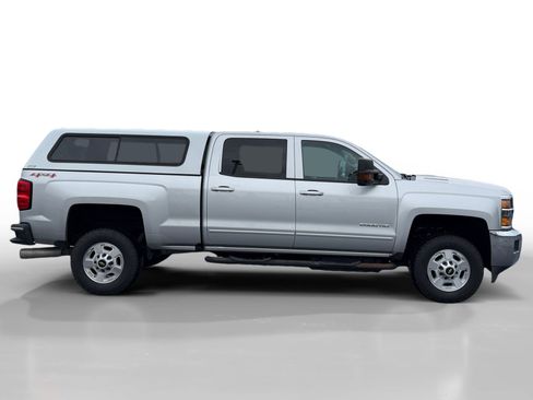 Used 2016 Chevrolet Silverado 2500 LT w/ LT Convenience Package image 6