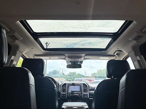 Used 2020 Ford Expedition Platinum AWD/4WD image 37