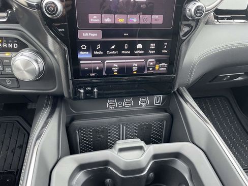 New 2026 RAM 1500 Limited AWD/4WD image 19
