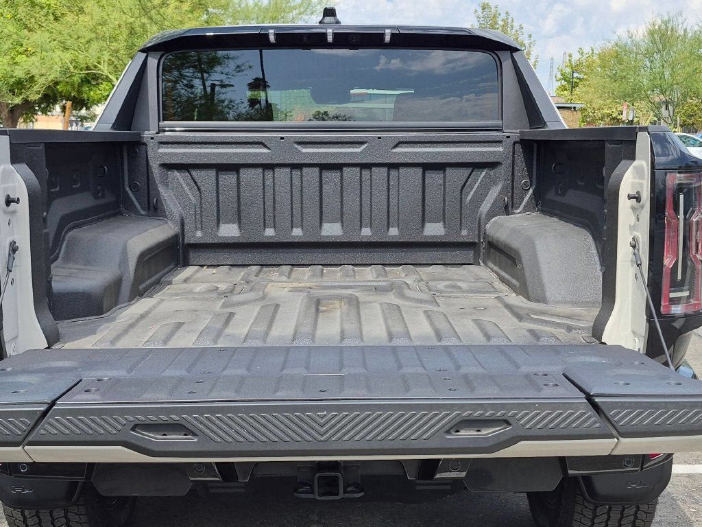 New 2026 GMC Hummer EV 4x4 Crew Cab w/ LPO, Sport Package image 23