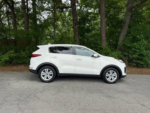 Used 2019 Kia Sportage LX FWD image 10
