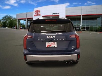 Used 2025 Kia Telluride S