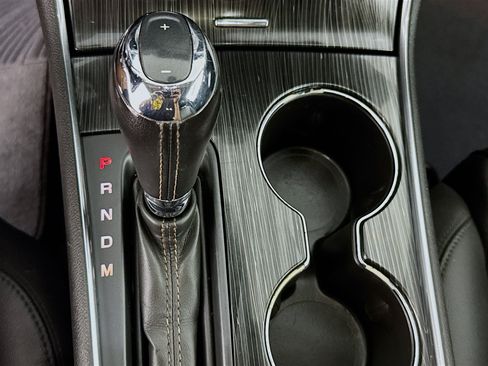 Used 2018 Chevrolet Impala LT FWD image 18
