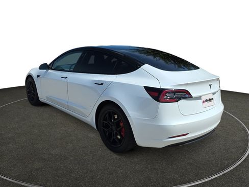 Used 2021 Tesla Model 3 Standard Range Plus RWD image 3