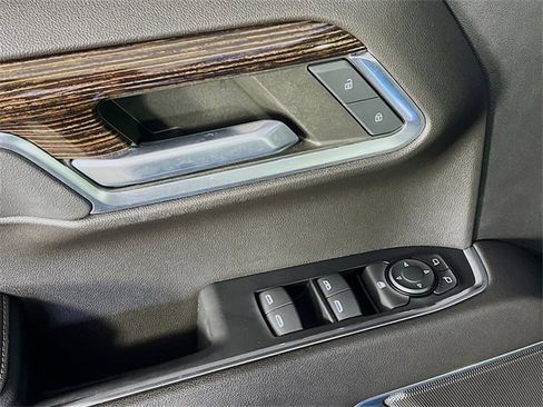 Used 2022 GMC Sierra 1500 Elevation image 11