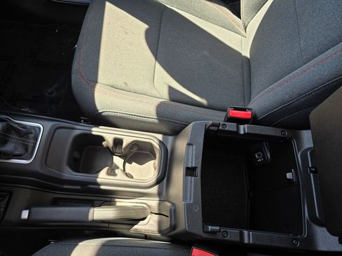 Certified 2026 Jeep Wrangler Unlimited Rubicon image 26