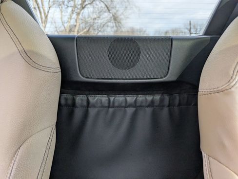 Used 2016 Mercedes-Benz SLK 300 image 23