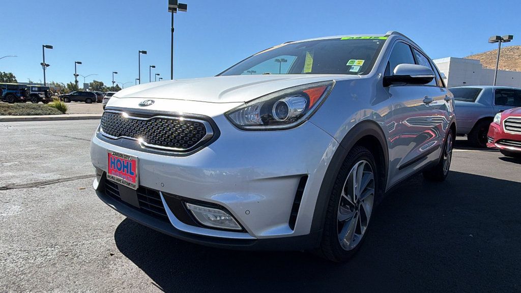 Used 2017 Kia Niro Touring w/ Advanced Technology Package FWD image 7