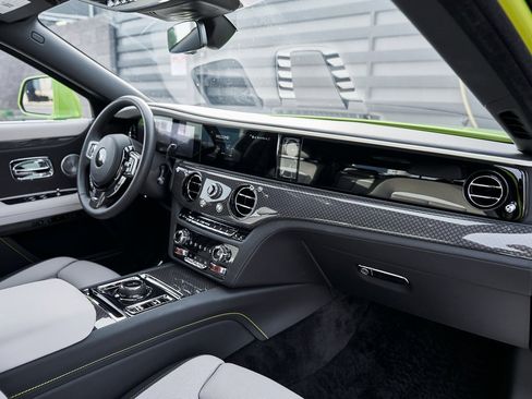 Used 2025 Rolls-Royce Ghost Black Badge image 46