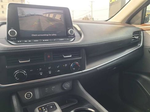 Used 2023 Nissan Rogue S image 28