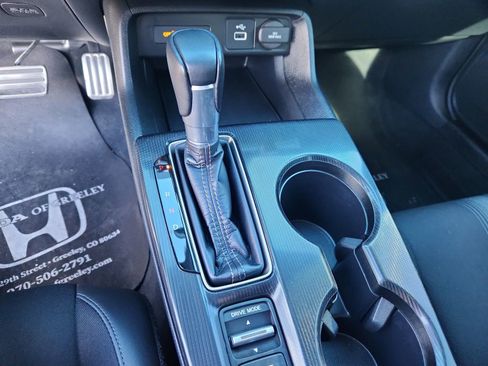 Used 2023 Honda Civic Sport image 23