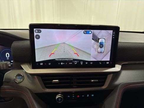 Used 2025 Ford Explorer ST-Line RWD image 16