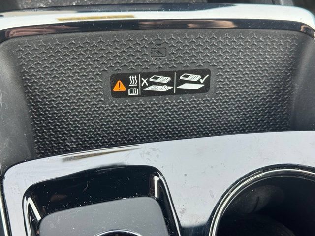 Used 2025 Chevrolet Equinox RS w/ Safety and Technology Package FWD image 27