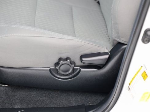 Used 2022 Toyota Tacoma SR image 14