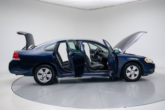 Used 2010 Chevrolet Impala LT FWD image 14