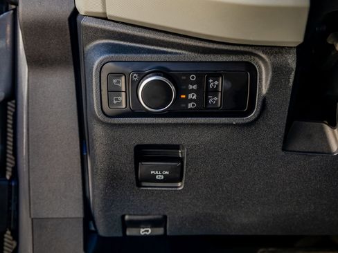 Used 2023 Ford Bronco Badlands w/ Sasquatch Package image 22